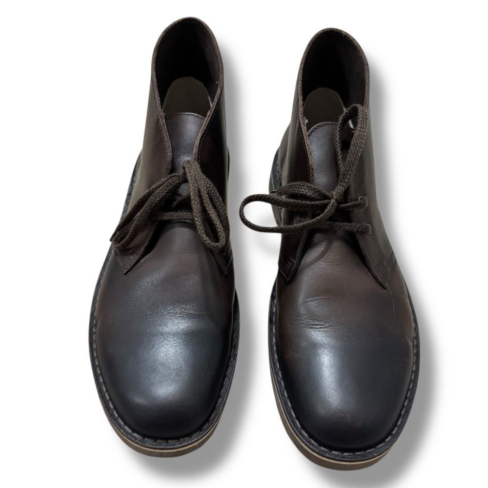 Clarks Shepton Chukka Boots 9.5 Leather Minimal Smart Casual Classic Style